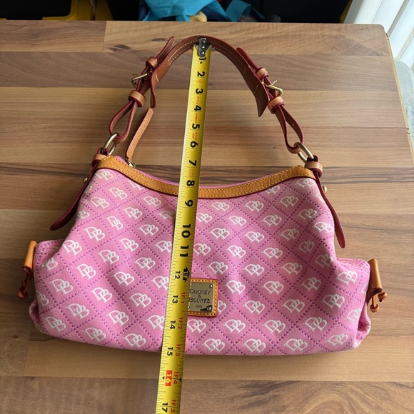 DOONEY & BOURKE Vintage Pink Monogram Purse, Shoulder Bag - Picture 3 of 9